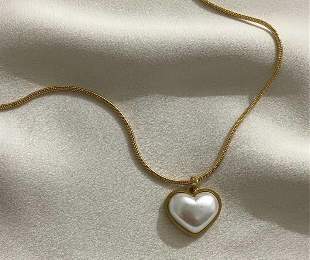 Product photo before AI campaign